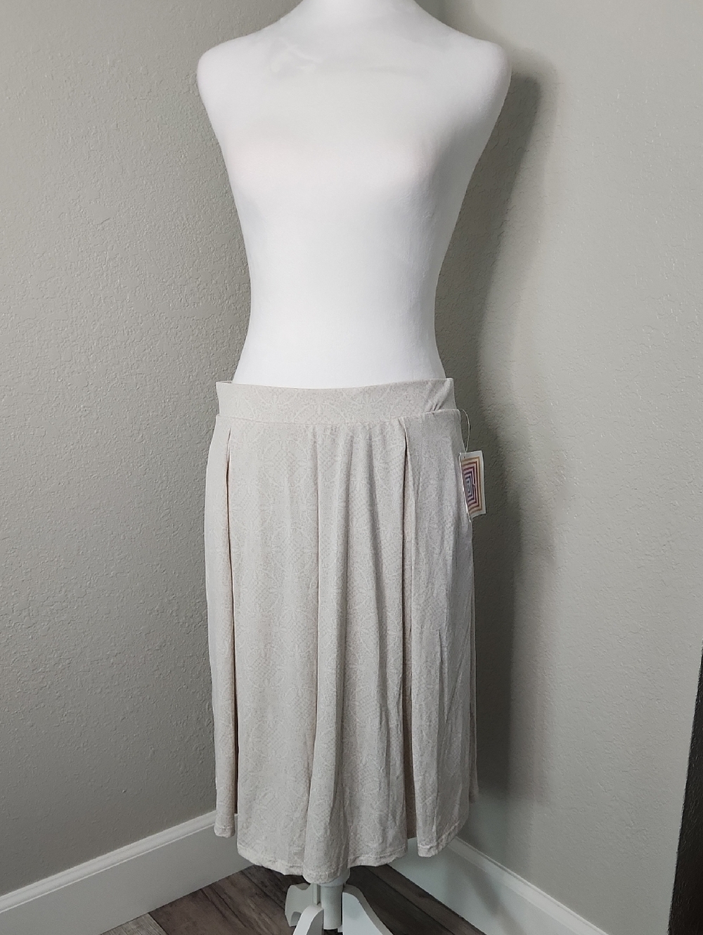 Lularoe Madison Light Beige A-Line Women’s Skirt